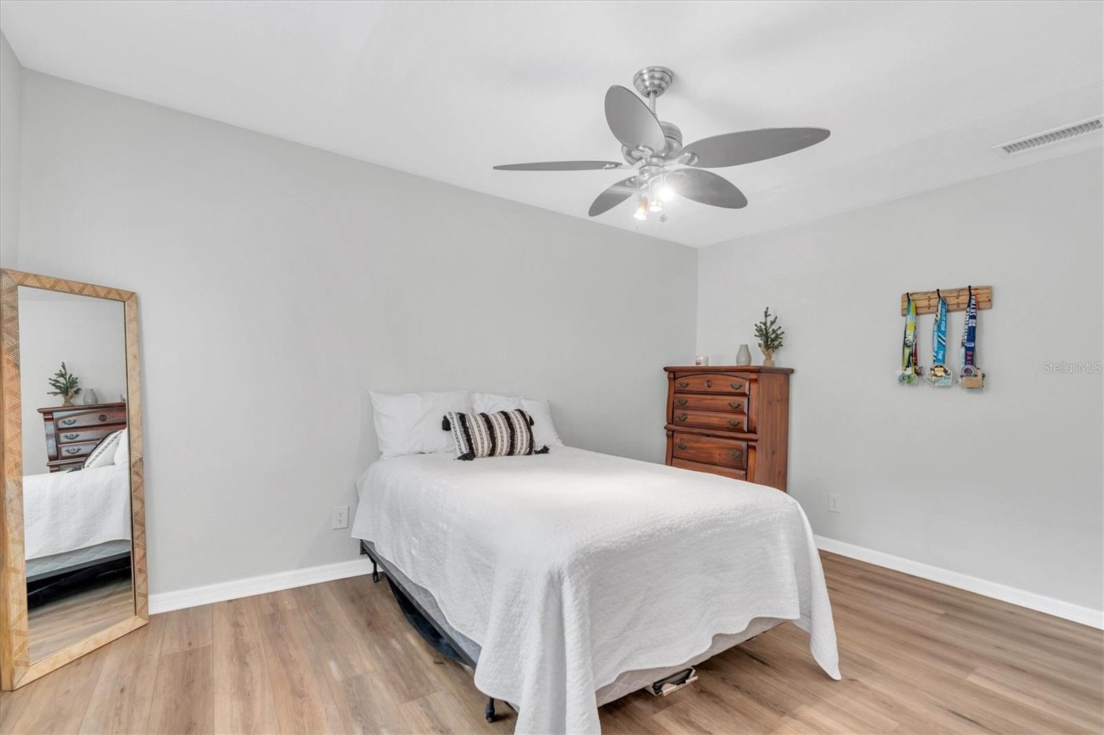 13712 ORANGE SUNSET DR, TAMPA, FL, 33618