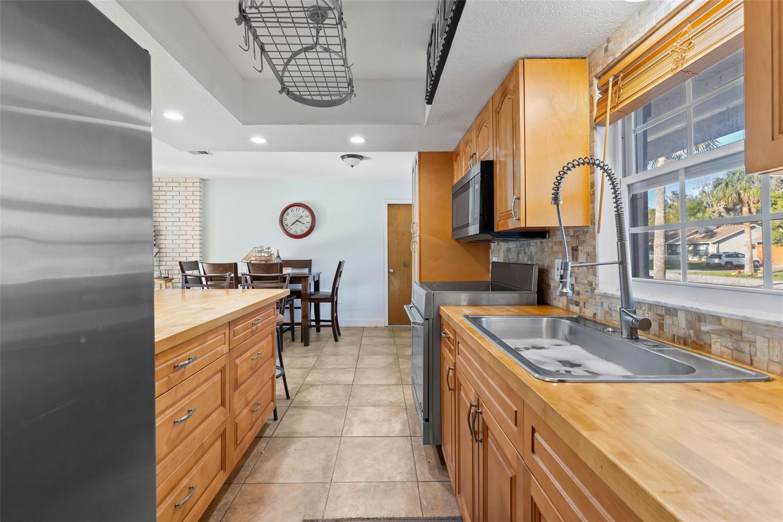 2018 UMBRELLA TREE DR, EDGEWATER, FL, 32141