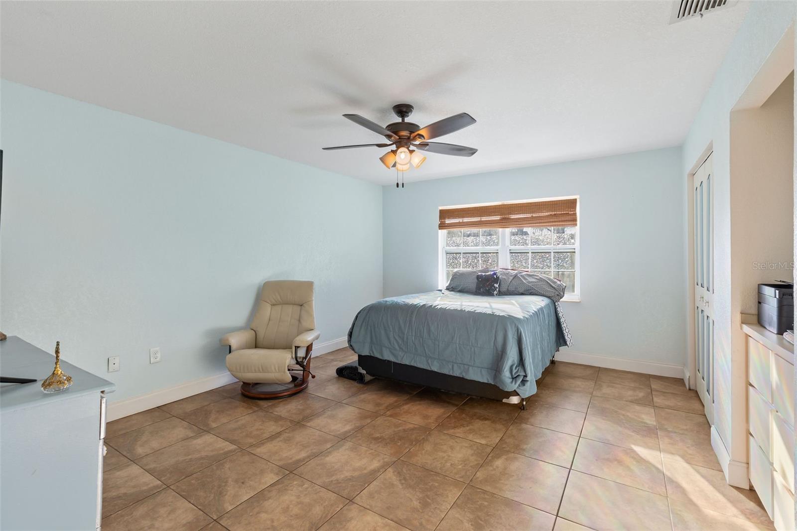 2018 UMBRELLA TREE DR, EDGEWATER, FL, 32141