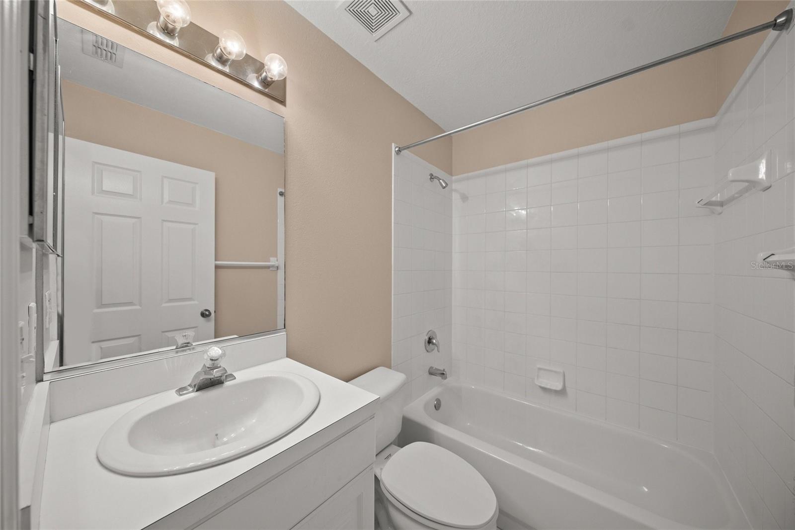 8369 WINGATE DR #2114, SARASOTA, FL, 34238