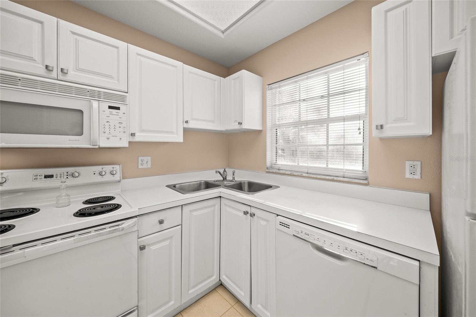 8369 WINGATE DR #2114, SARASOTA, FL, 34238