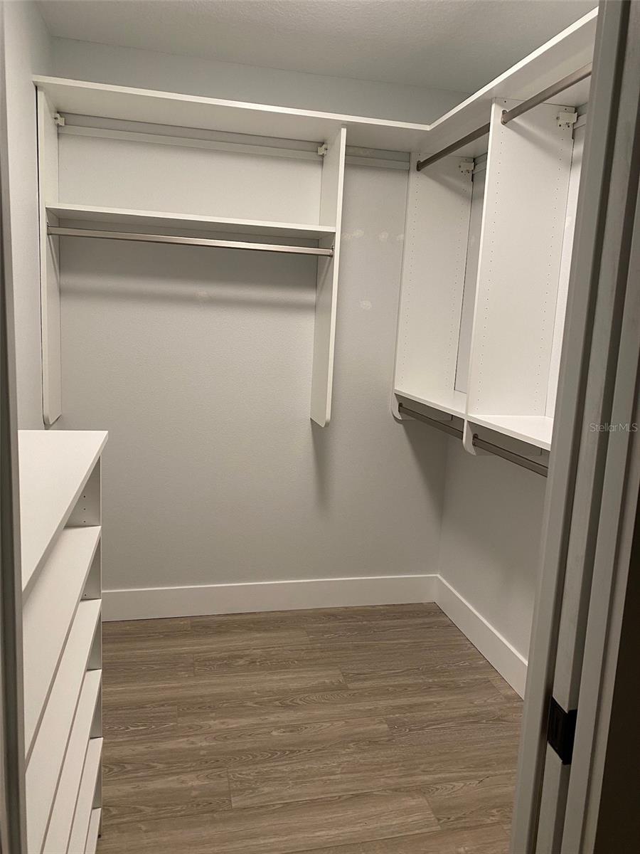 2933 MAIDEN LN, SARASOTA, FL, 34231