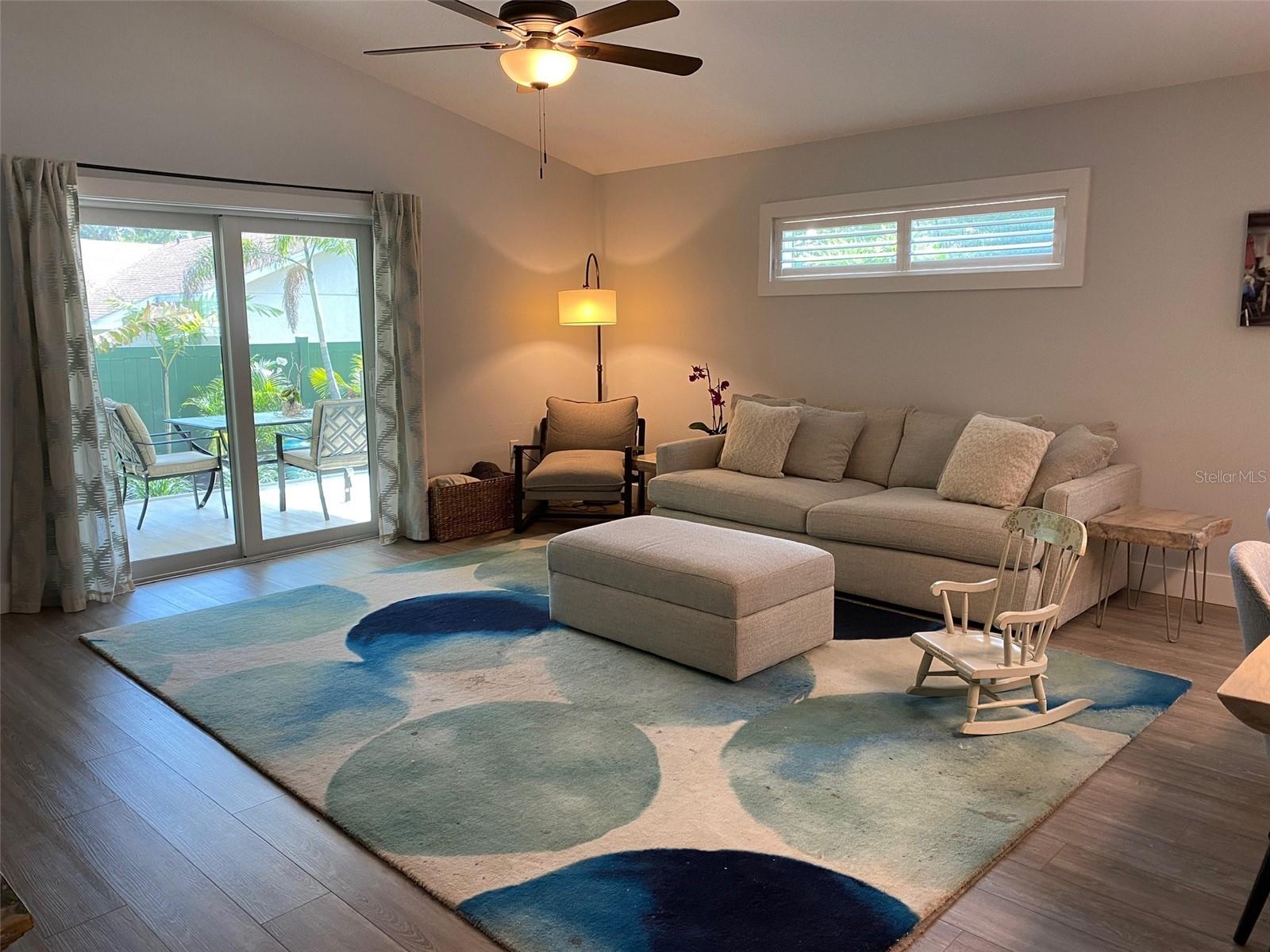 2933 MAIDEN LN, SARASOTA, FL, 34231