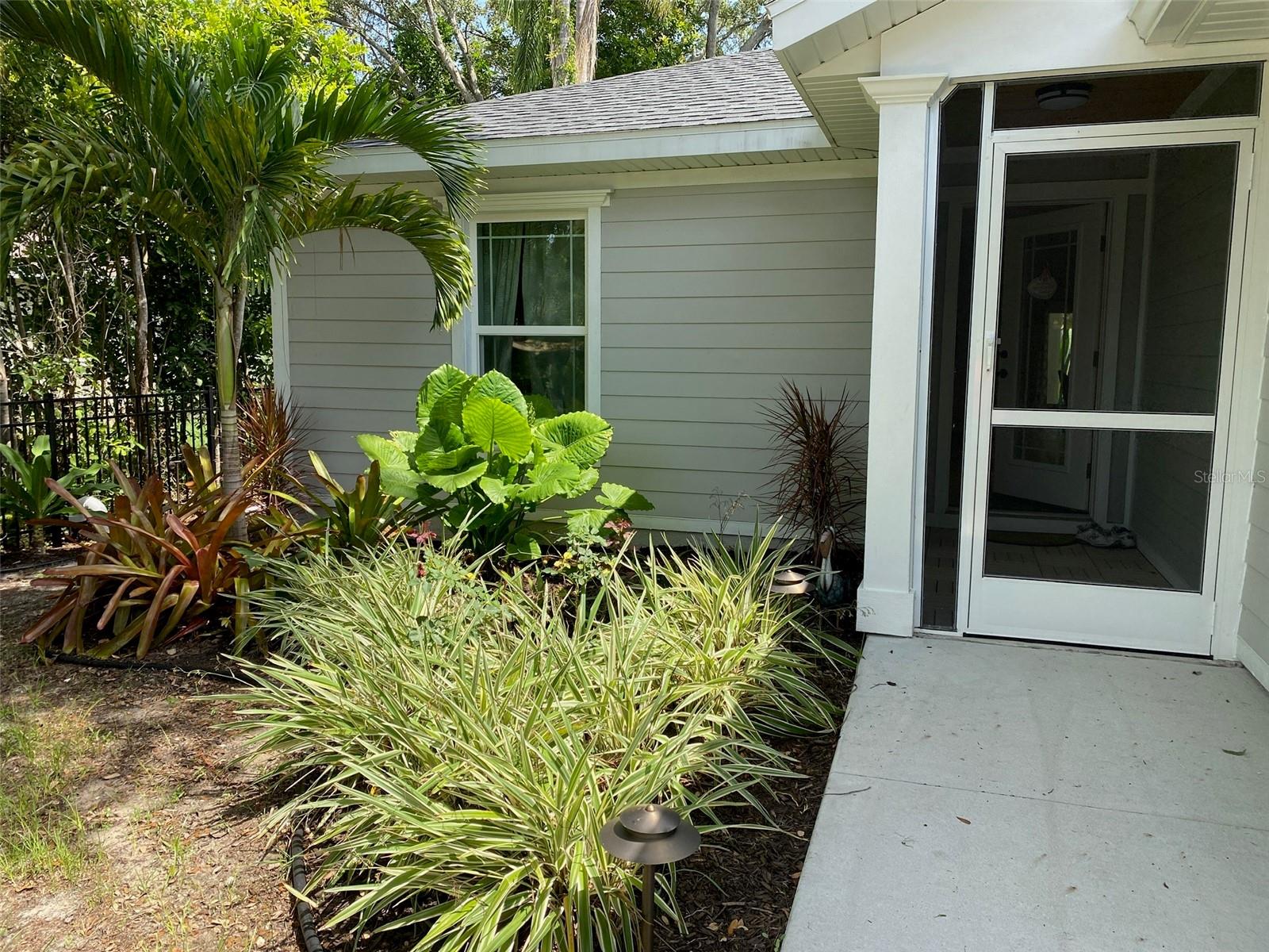 2933 MAIDEN LN, SARASOTA, FL, 34231