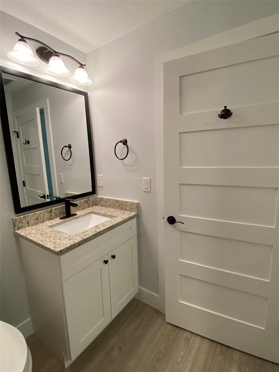 2933 MAIDEN LN, SARASOTA, FL, 34231