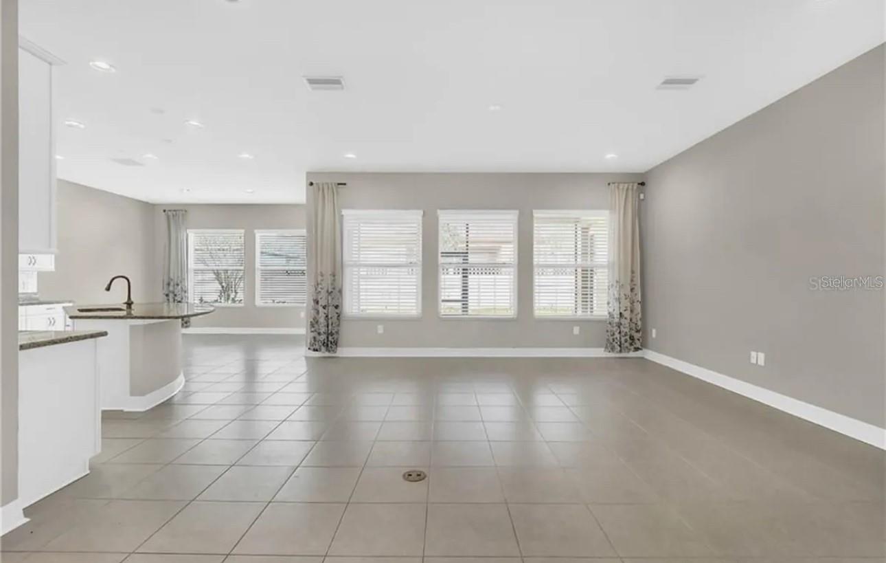 33205 AZALEA RIDGE DR, WESLEY CHAPEL, FL, 33545