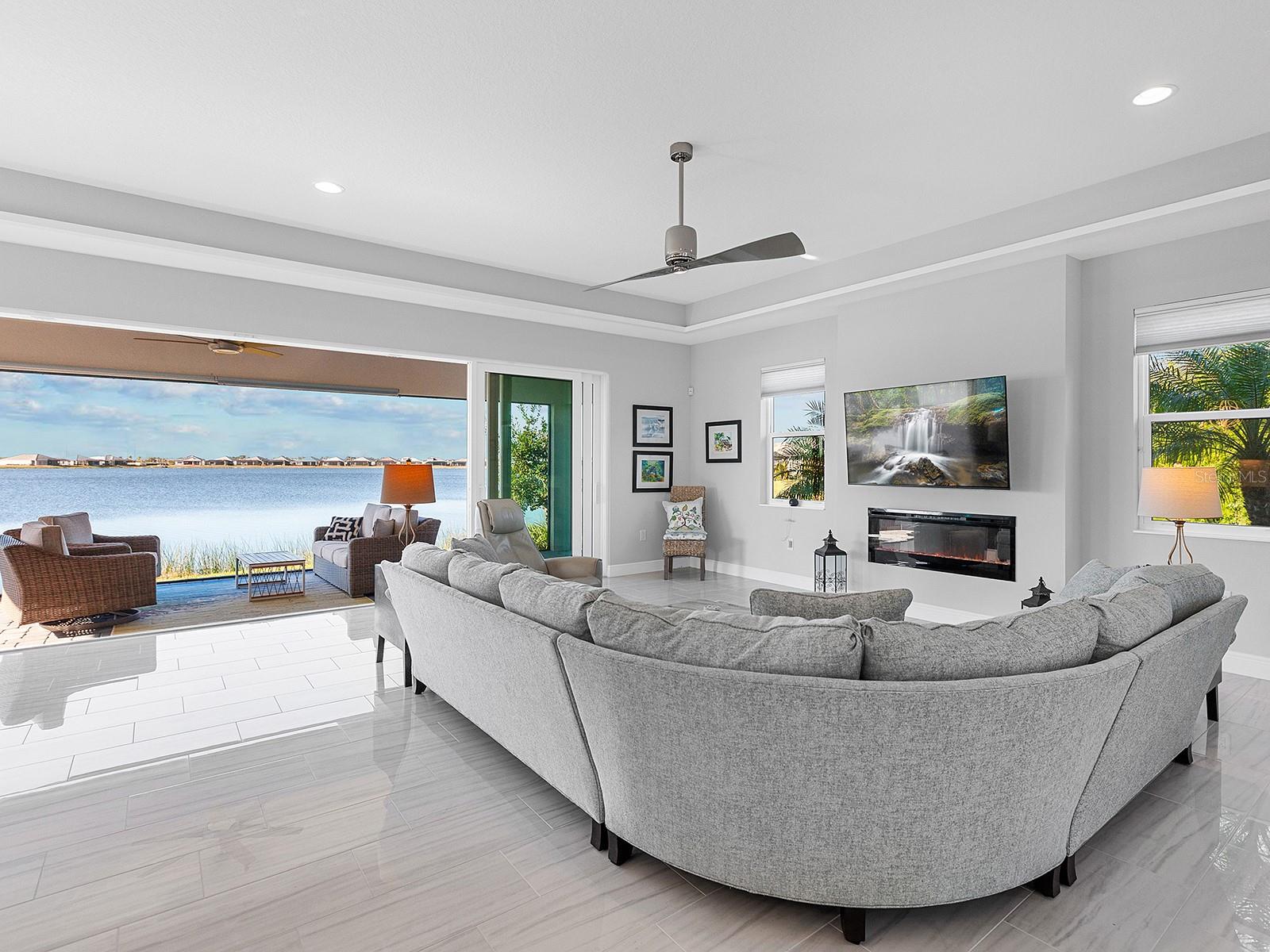969 CROSSWIND AVE, SARASOTA, FL, 34240
