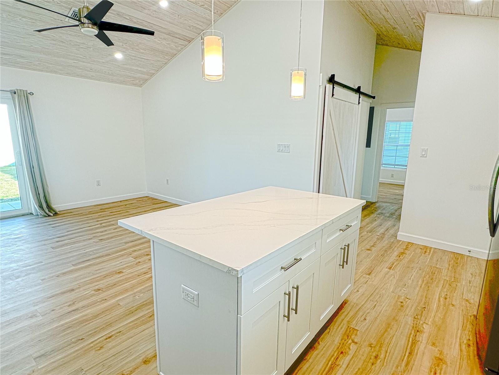 539 N GARDEN AVE, CLEARWATER, FL, 33755