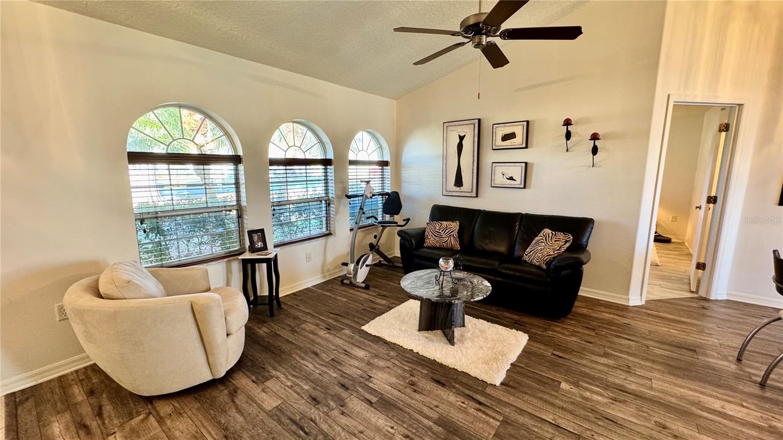 2294 W MOONLIGHT LN, EUSTIS, FL, 32726