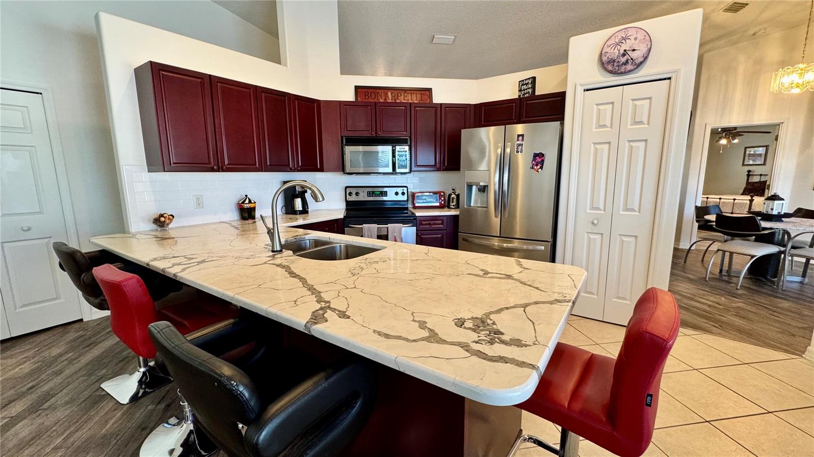 2294 W MOONLIGHT LN, EUSTIS, FL, 32726