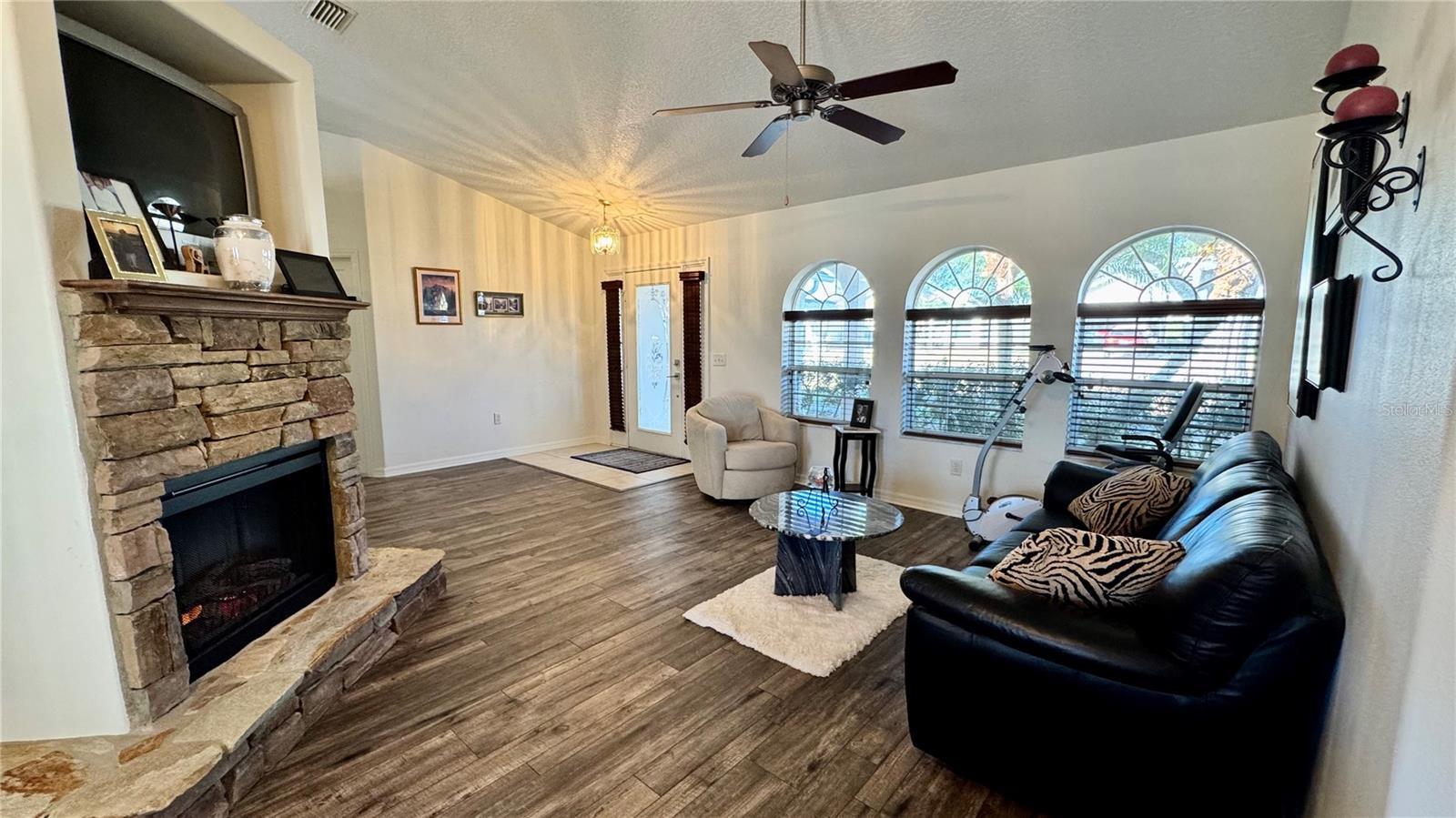 2294 W MOONLIGHT LN, EUSTIS, FL, 32726