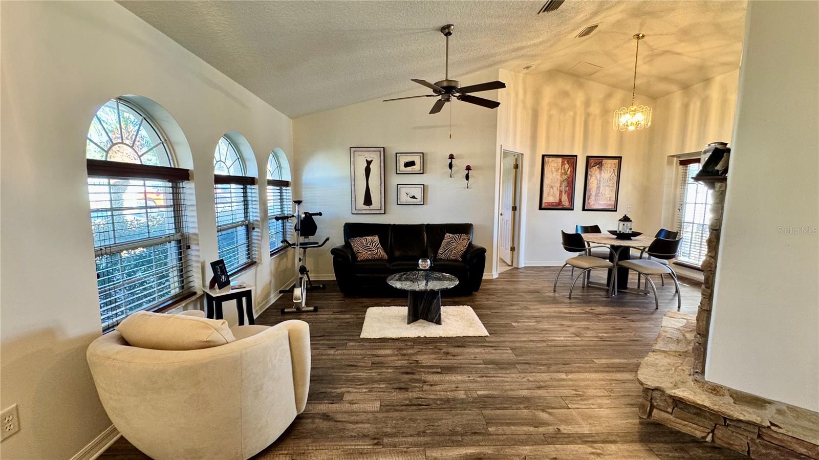 2294 W MOONLIGHT LN, EUSTIS, FL, 32726