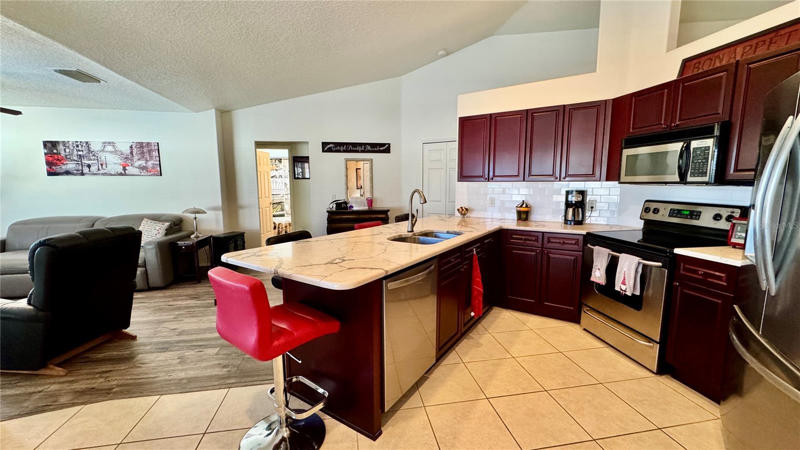 2294 W MOONLIGHT LN, EUSTIS, FL, 32726