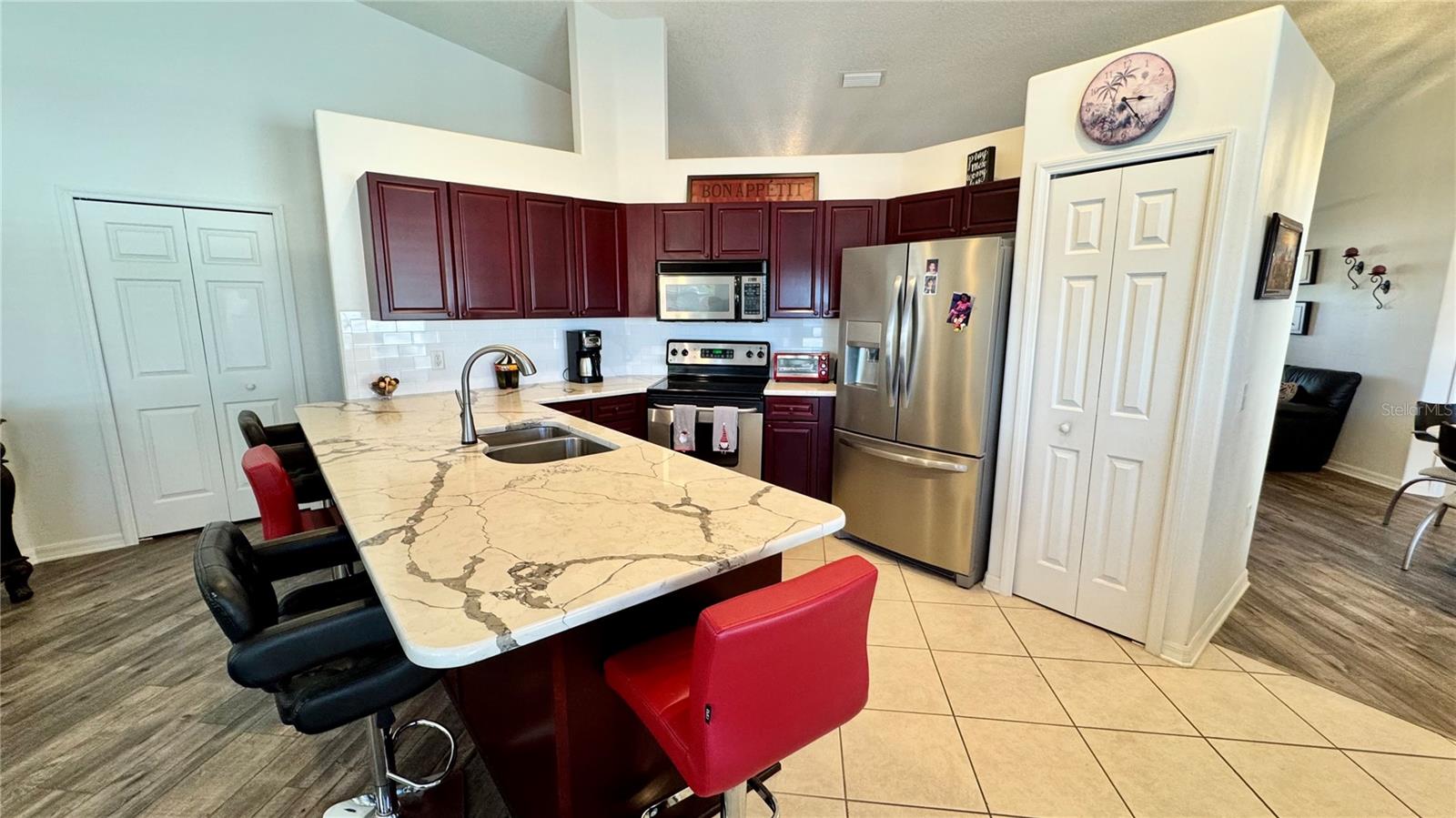 2294 W MOONLIGHT LN, EUSTIS, FL, 32726