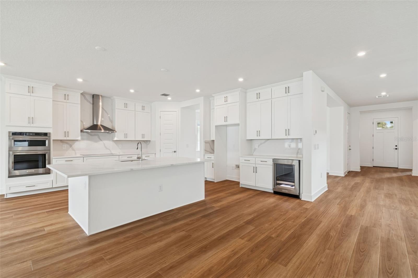 809 W INDIANA AVE, TAMPA, FL, 33603