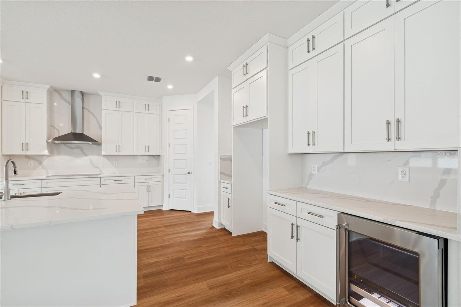 809 W INDIANA AVE, TAMPA, FL, 33603