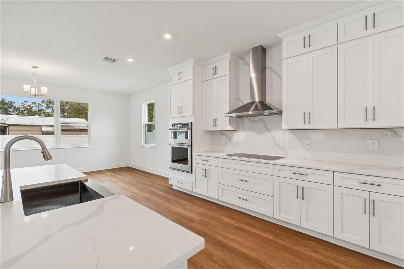 809 W INDIANA AVE, TAMPA, FL, 33603