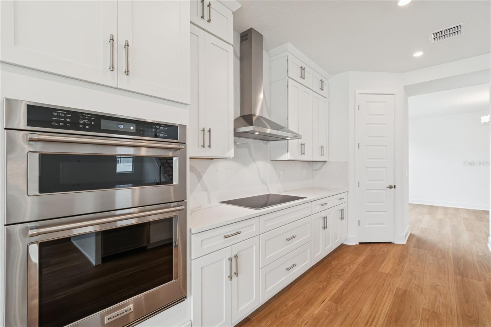 809 W INDIANA AVE, TAMPA, FL, 33603