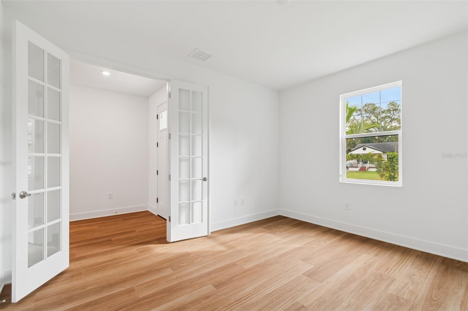 809 W INDIANA AVE, TAMPA, FL, 33603