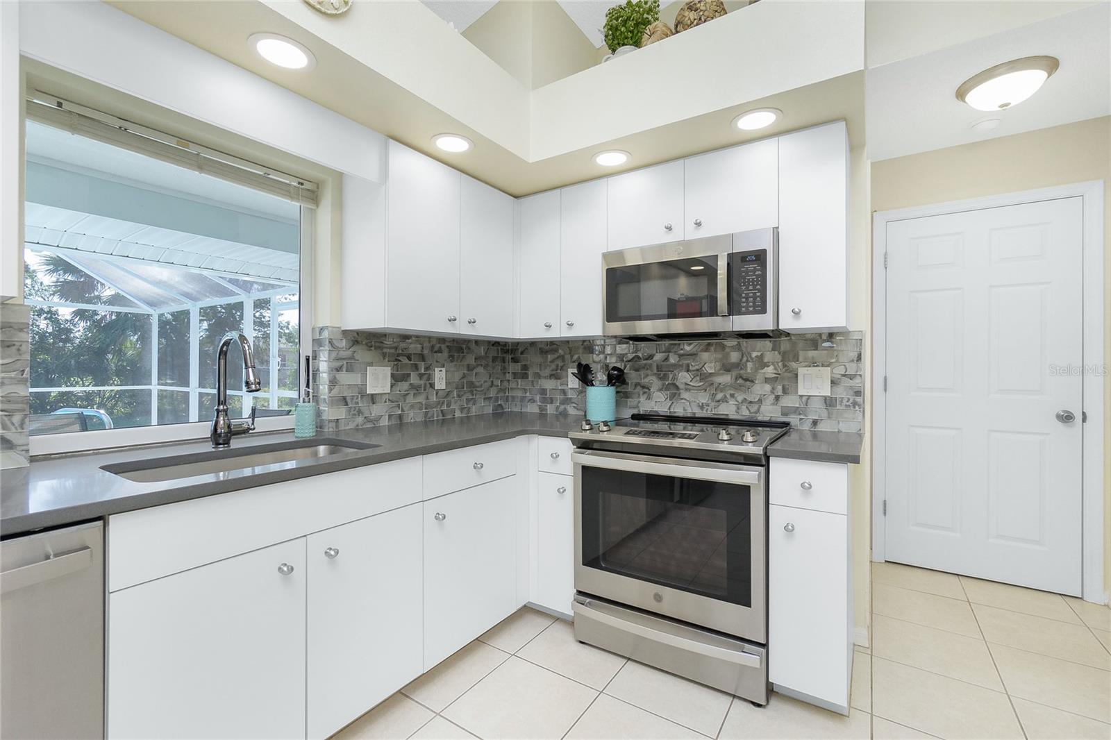 1441 OVERBROOK RD, ENGLEWOOD, FL, 34223