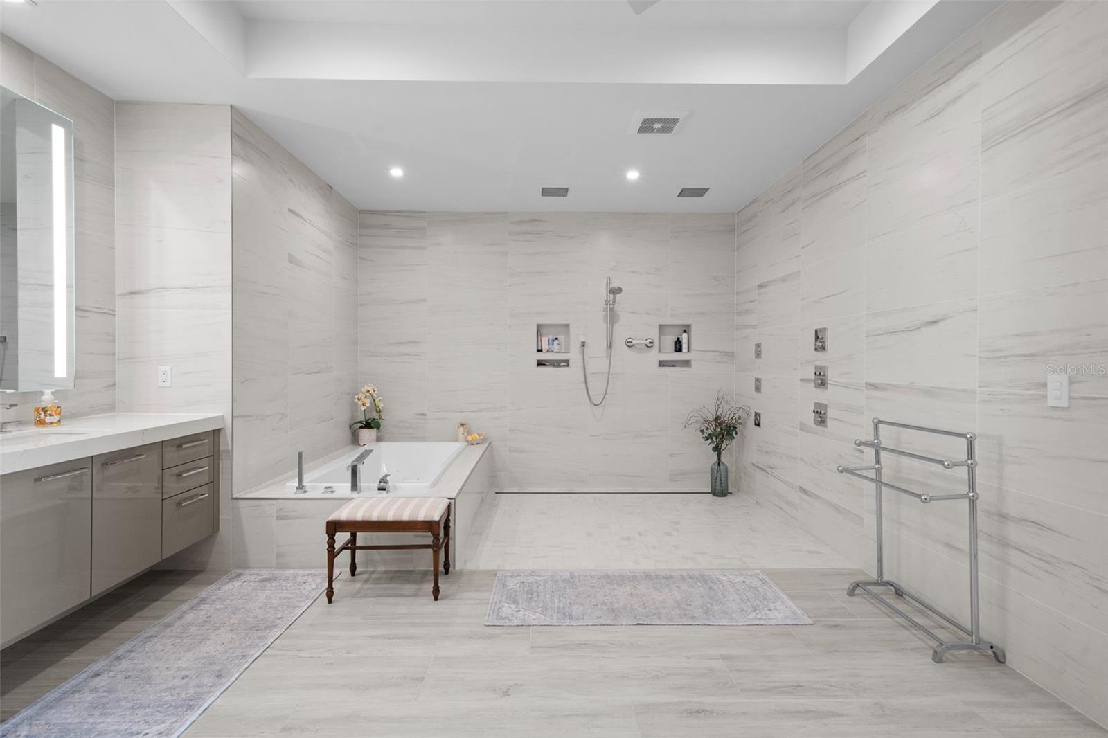 401 QUAY COMMONS #901, SARASOTA, FL, 34236