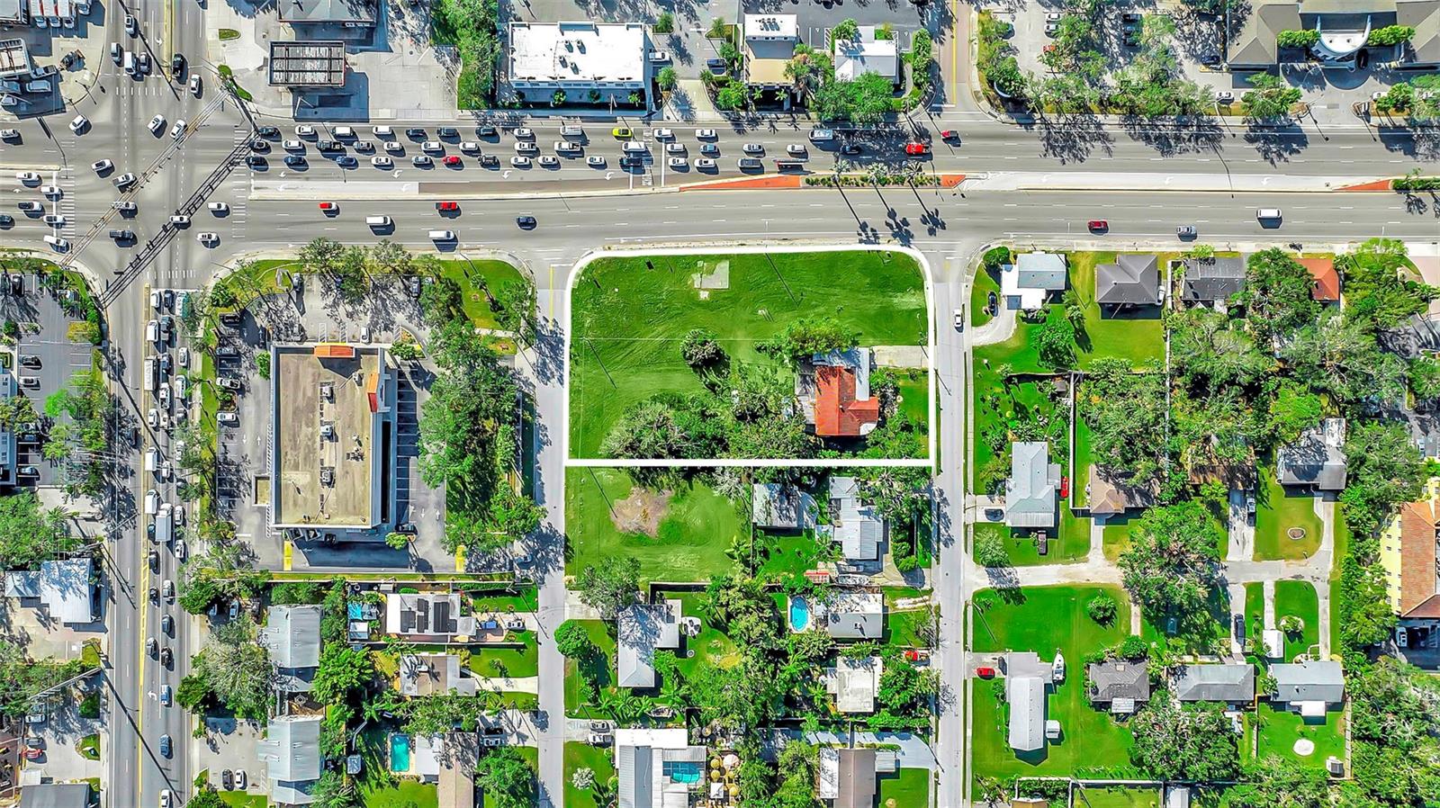 128 N BRIGGS AVE, SARASOTA, FL, 34237