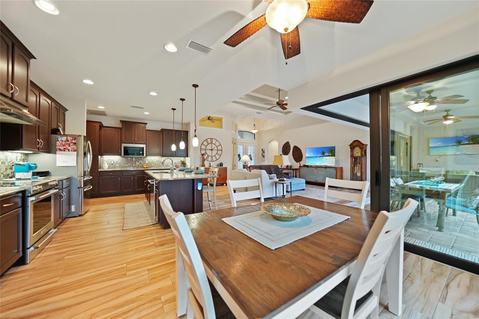 31 TEE VIEW PL, ROTONDA WEST, FL, 33947