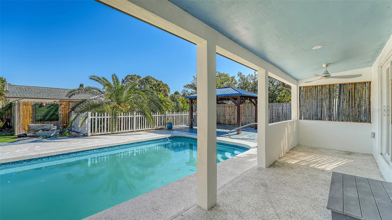 1518 STOEBER AVE, SARASOTA, FL, 34232