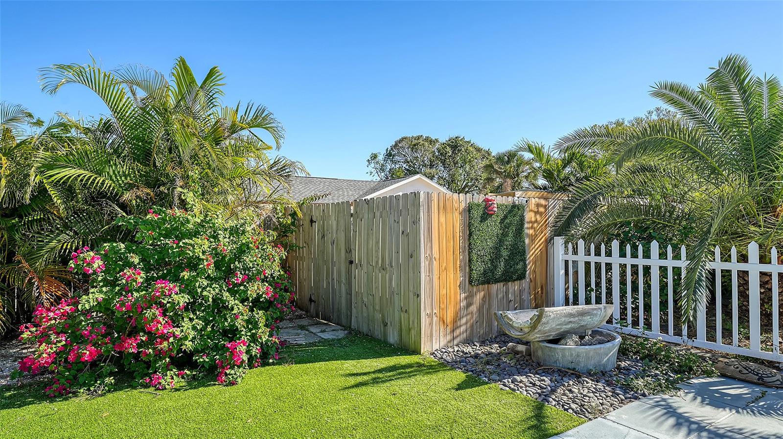 1518 STOEBER AVE, SARASOTA, FL, 34232