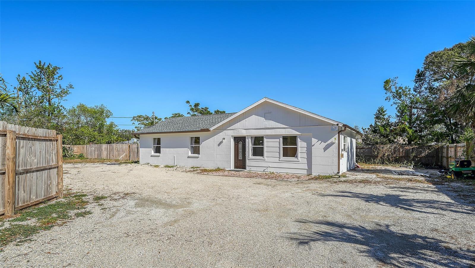 1518 STOEBER AVE, SARASOTA, FL, 34232