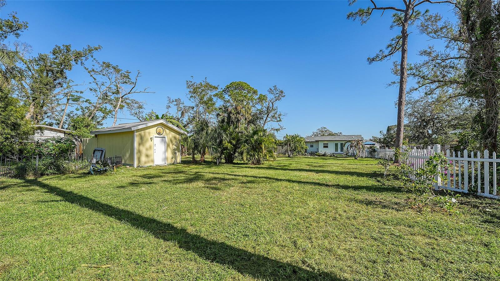 1518 STOEBER AVE, SARASOTA, FL, 34232