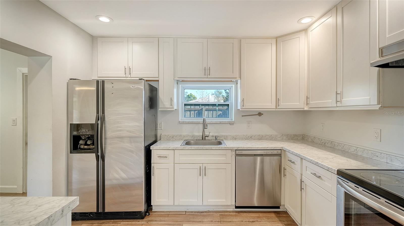 1518 STOEBER AVE, SARASOTA, FL, 34232