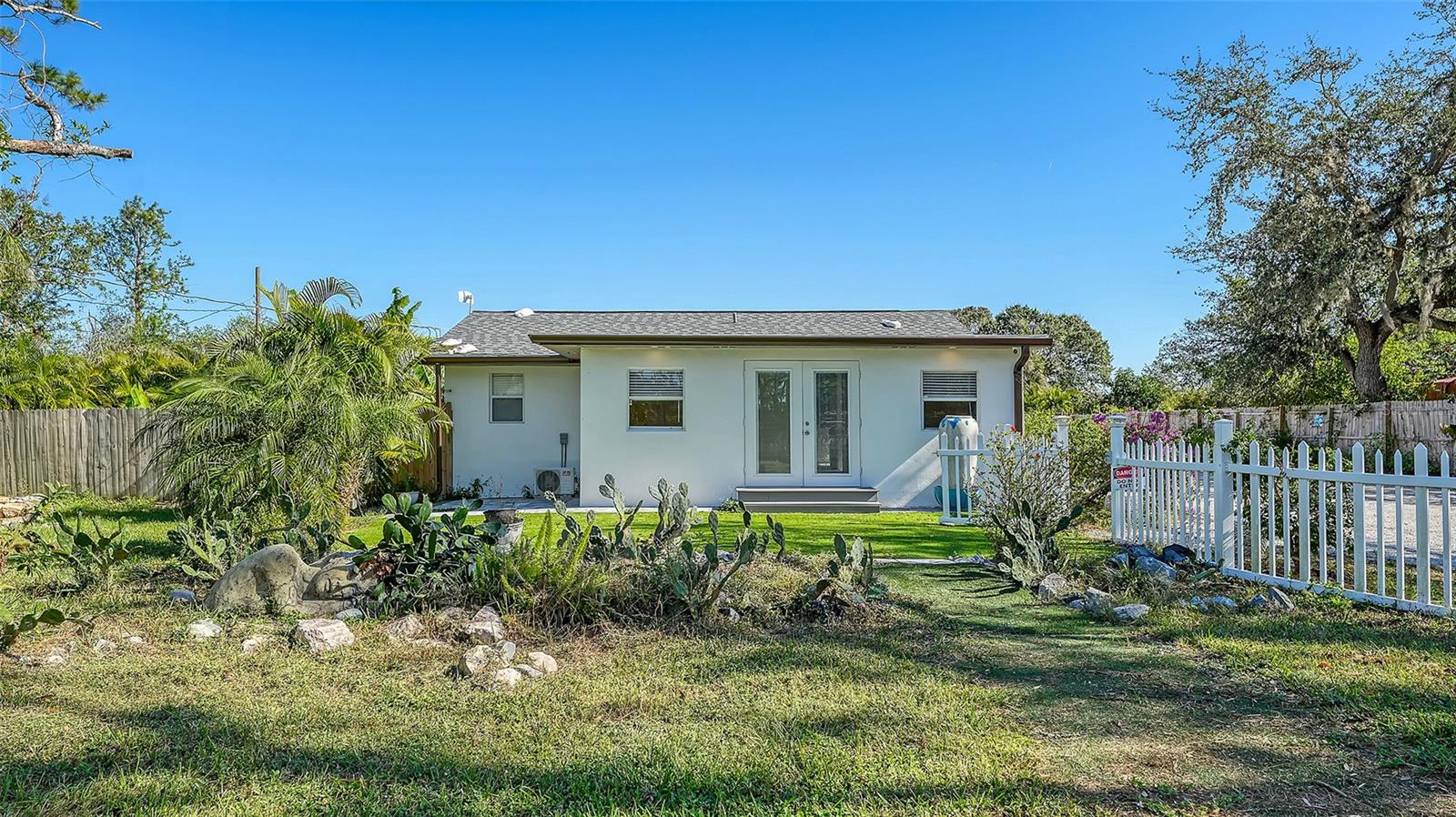 1518 STOEBER AVE, SARASOTA, FL, 34232
