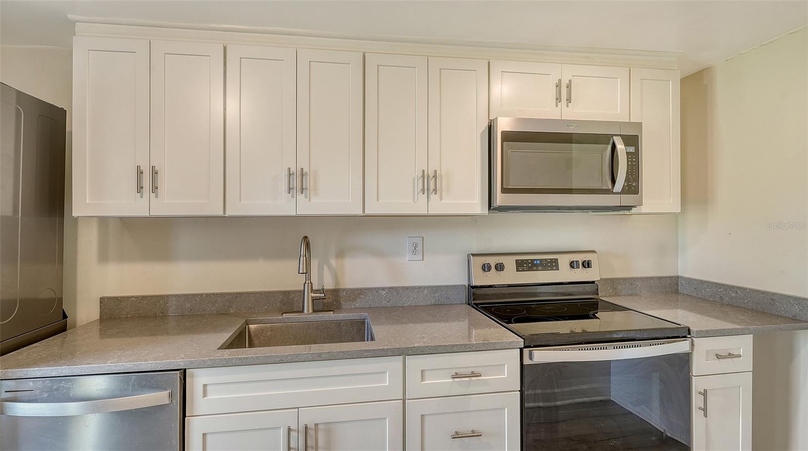 1518 STOEBER AVE, SARASOTA, FL, 34232