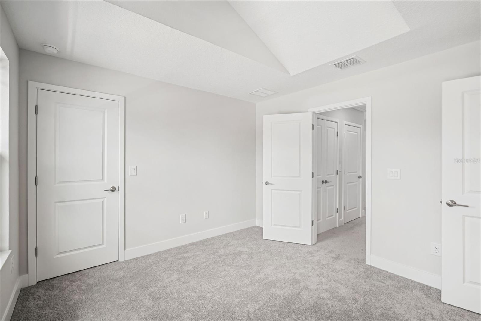 2324 W SAINT CONRAD ST, TAMPA, FL, 33607