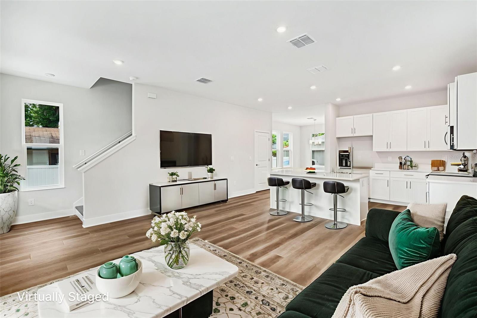 2324 W SAINT CONRAD ST, TAMPA, FL, 33607