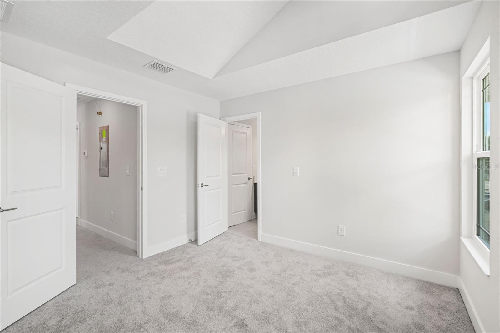 2324 W SAINT CONRAD ST, TAMPA, FL, 33607