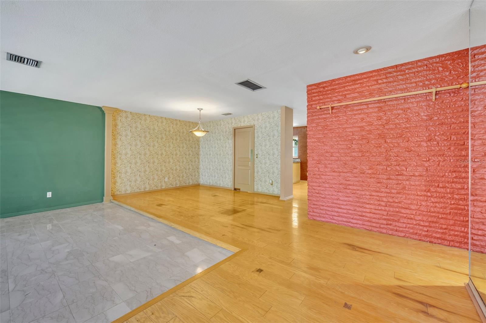 302 W SWEETWATER CREEK DRIVE DR, LONGWOOD, FL, 32779