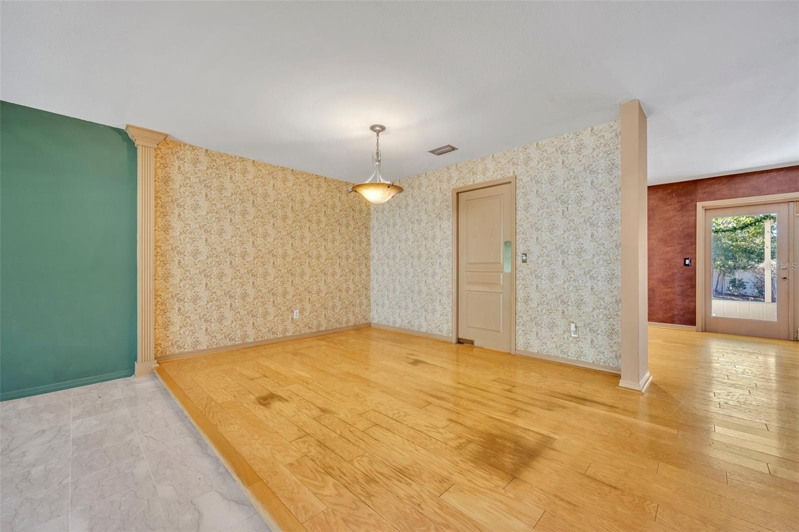 302 W SWEETWATER CREEK DRIVE DR, LONGWOOD, FL, 32779