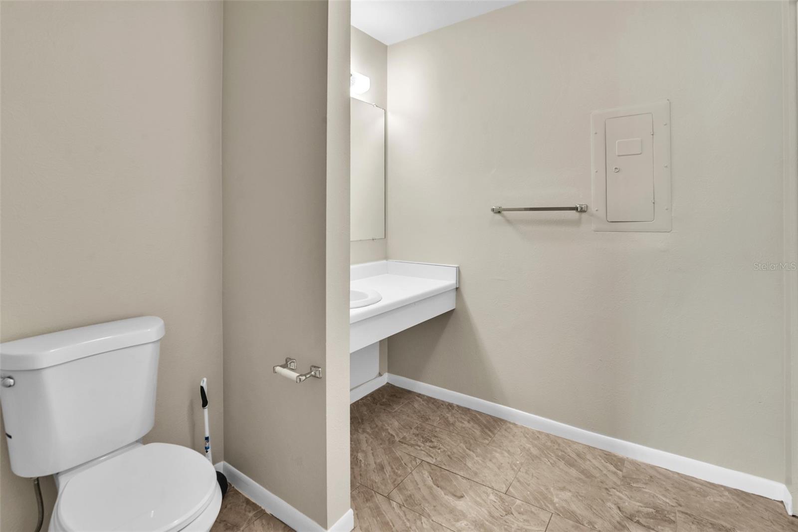 1799 N HIGHLAND AVE #28, CLEARWATER, FL, 33755