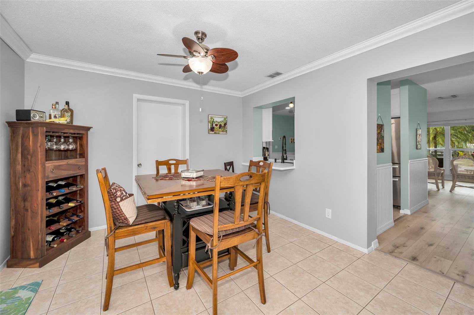 2404 FORECASTLE DR, PALM HARBOR, FL, 34685