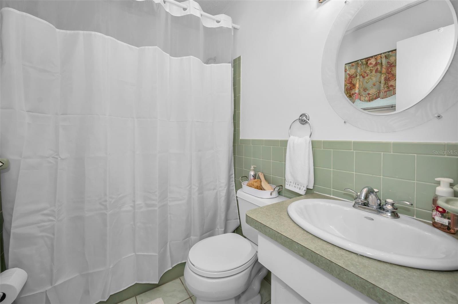 2404 FORECASTLE DR, PALM HARBOR, FL, 34685