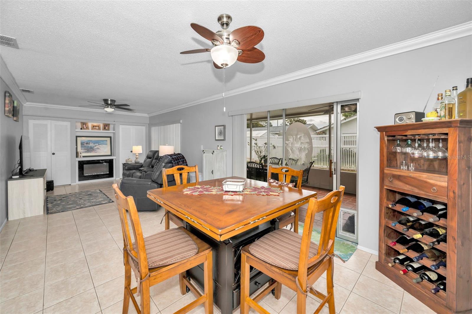 2404 FORECASTLE DR, PALM HARBOR, FL, 34685