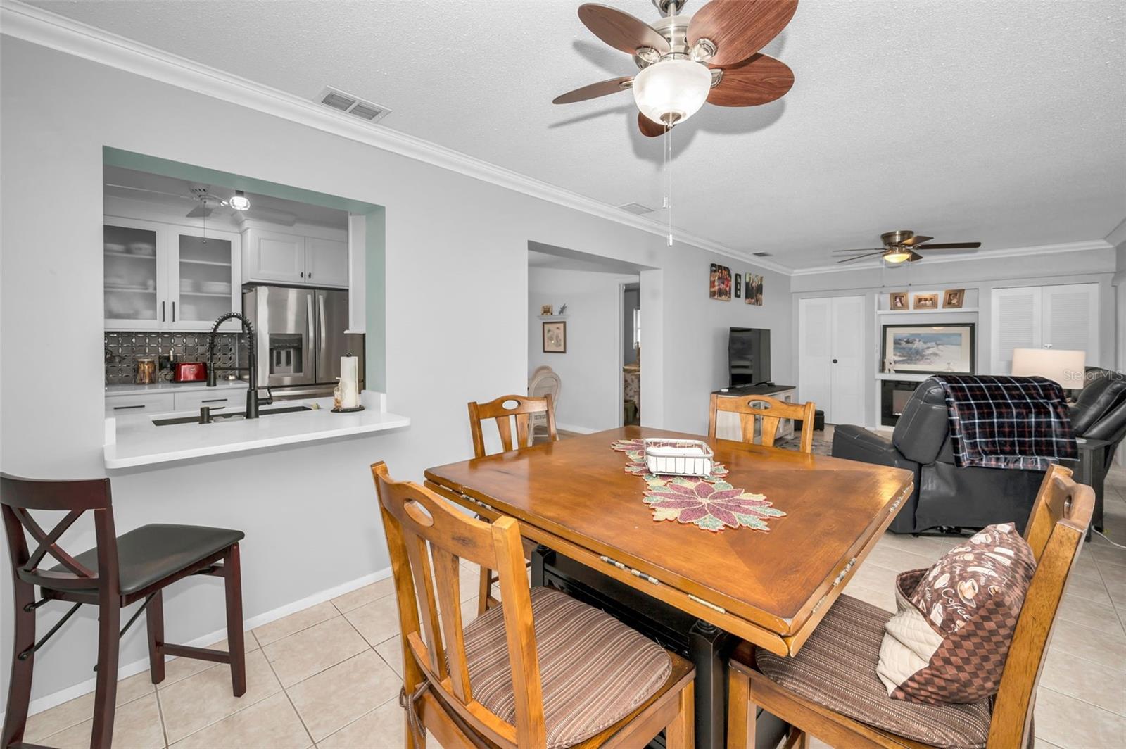 2404 FORECASTLE DR, PALM HARBOR, FL, 34685