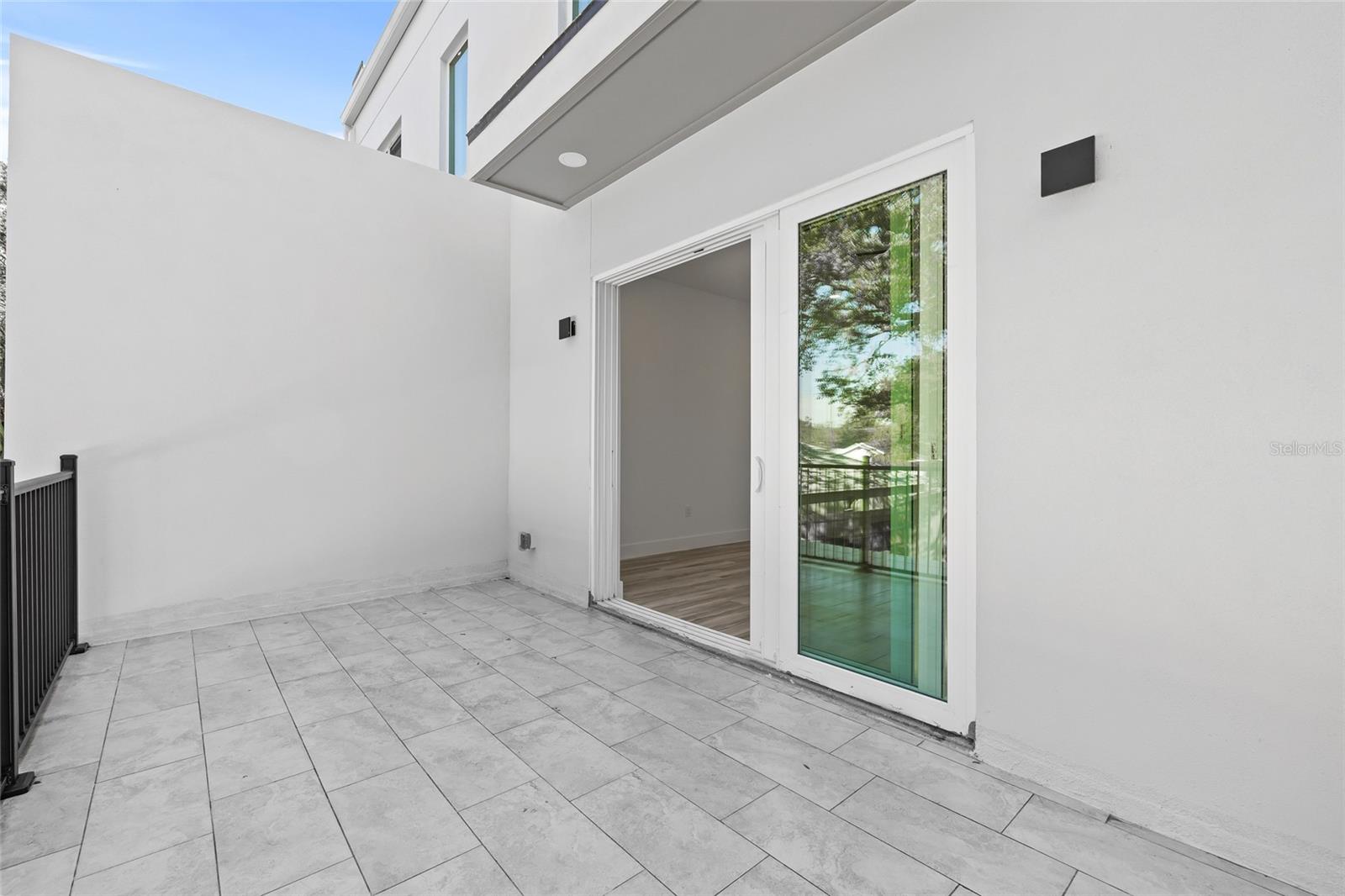 2220 E COLUMBUS DR #1, TAMPA, FL, 33605