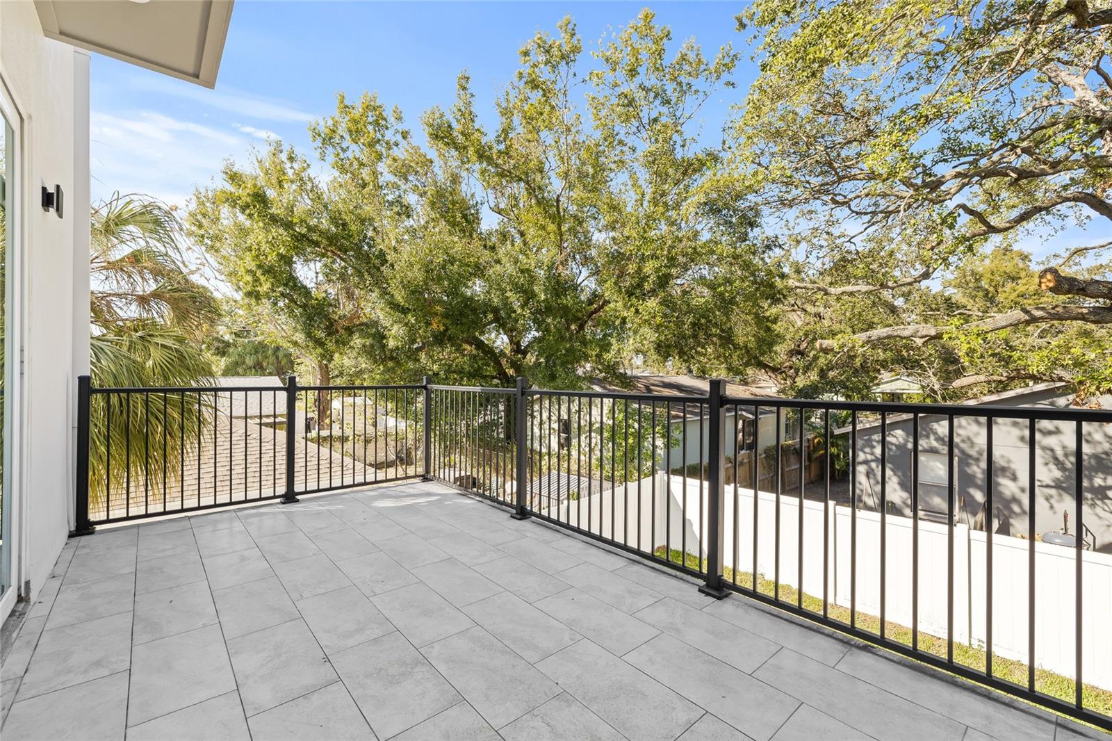 2220 E COLUMBUS DR #1, TAMPA, FL, 33605