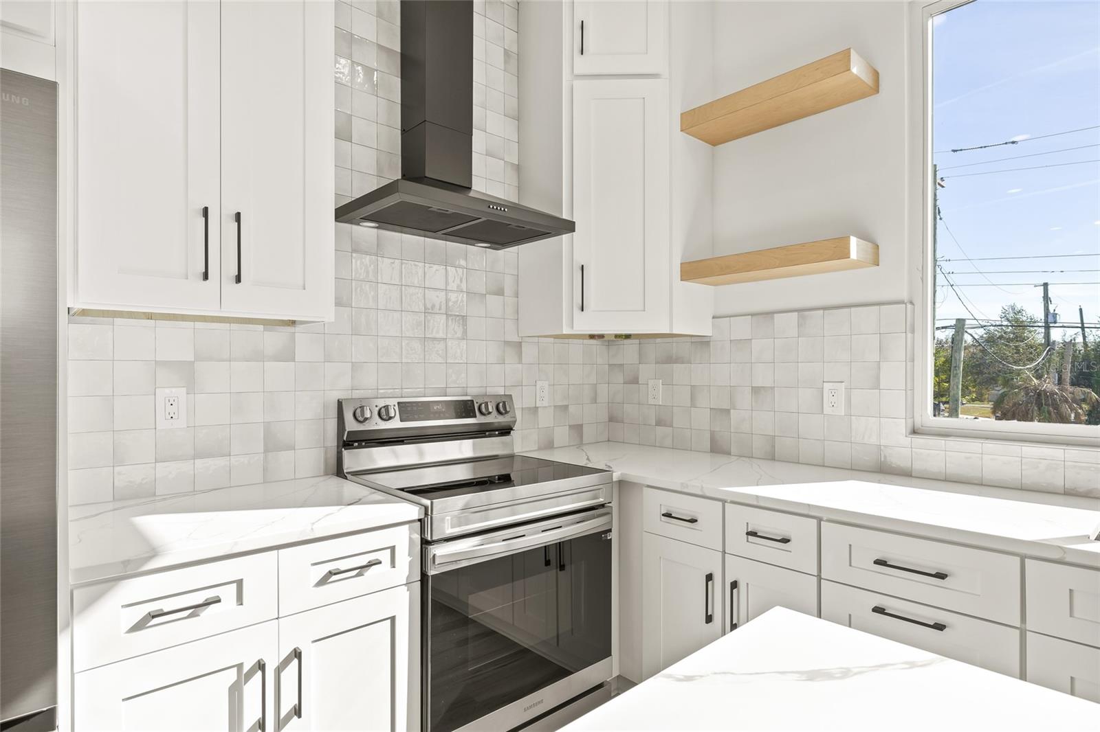 2220 E COLUMBUS DR #1, TAMPA, FL, 33605