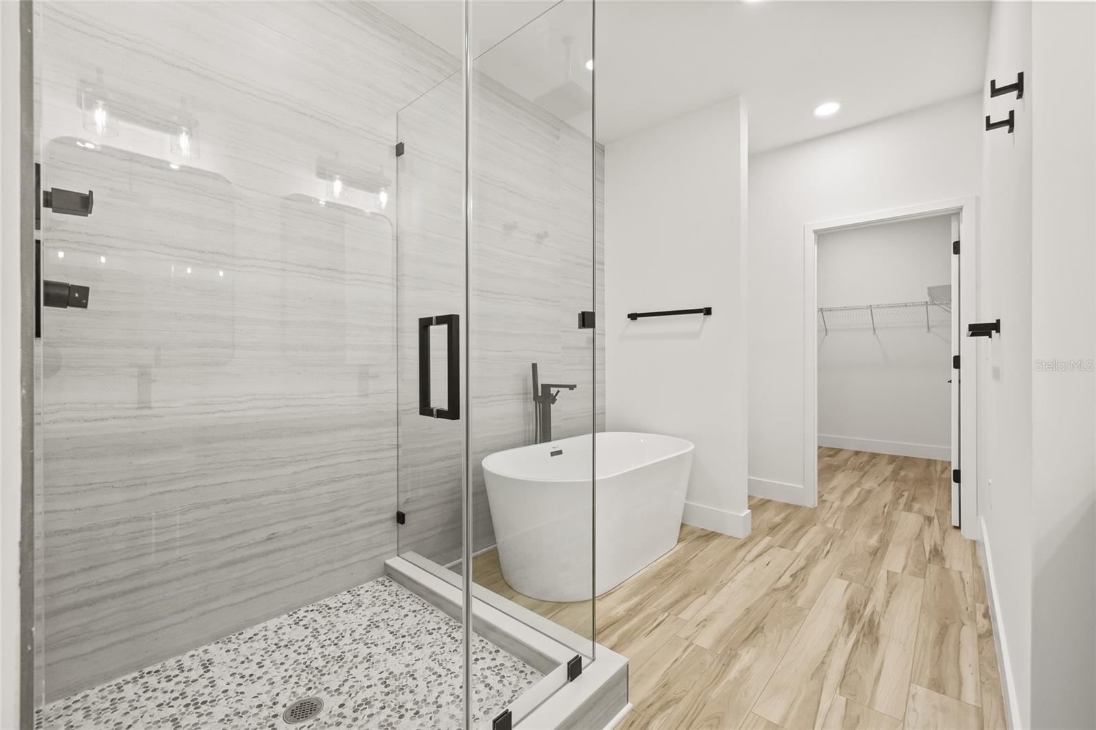 2220 E COLUMBUS DR #1, TAMPA, FL, 33605