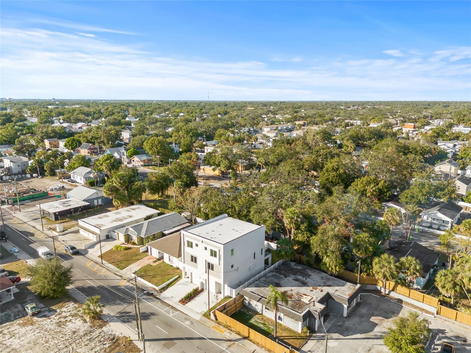 2220 E COLUMBUS DR #1, TAMPA, FL, 33605