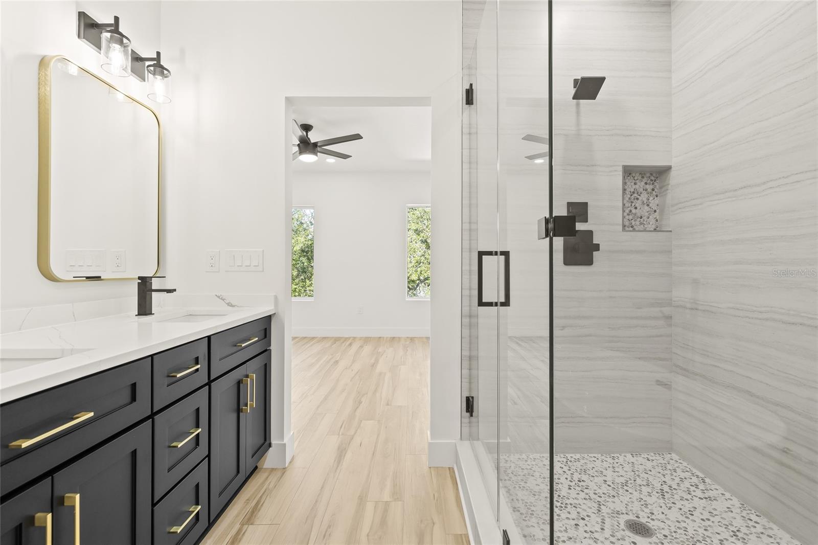 2220 E COLUMBUS DR #1, TAMPA, FL, 33605